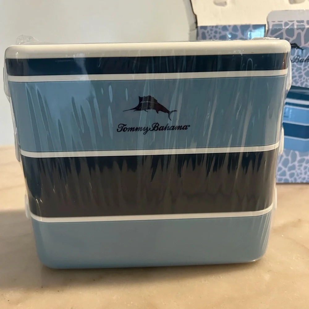 Tommy Bahama Blue and White Bento Box - Picture 2 of 4